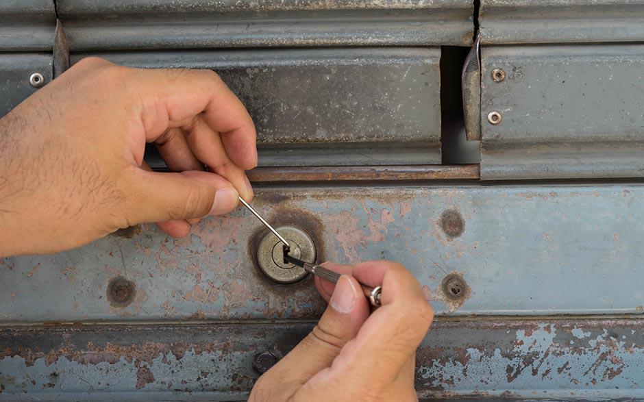 ouverture de porte claquée serrurier Coutevroult